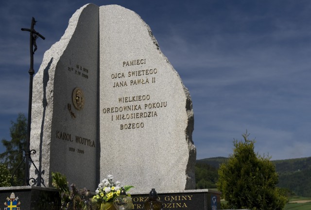 Obelisk - kliknij żeby powiększyć